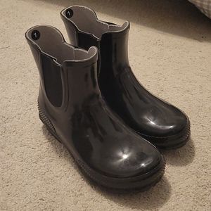 Crocs rain boots